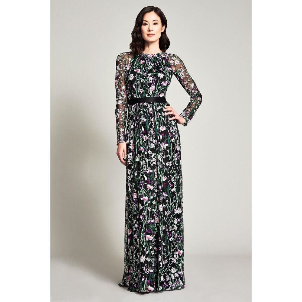 Tadashi Shoji Maiya Embroidered Floral Gown NWT Black Long Sleeve Sz 4 Wedding